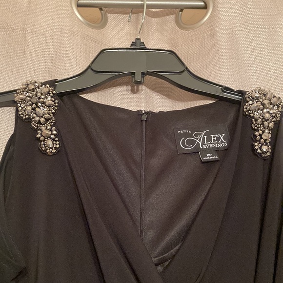 Black 8Petite Alex Evening Dress - Picture 4 of 8